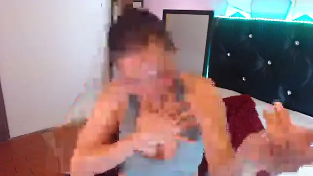 camila delarosa online show from October 2025 09:43:01 AM