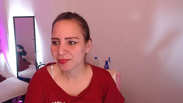 camila delarosa online show from September 2025 04:24:02 PM