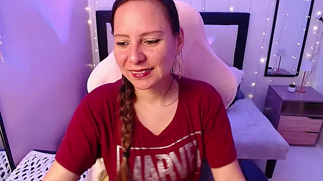 camila delarosa online show from July 2026 05:15:01 PM