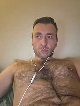 Snapshot of TIGERRR86 chatting on June 2026 01:35:01 AM TIGERRR86 online show from June 2026 01:35:01 AM