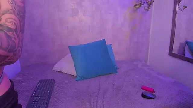 ChloeAddamss online show from January 2025 06:57:01 AM