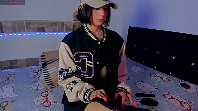 ChloeAddamss online show from September 2025 05:35:01 AM