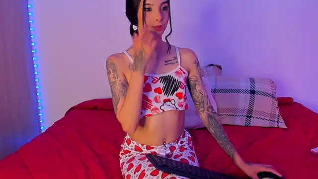 ChloeAddamss online show from May 2026 11:03:01 PM