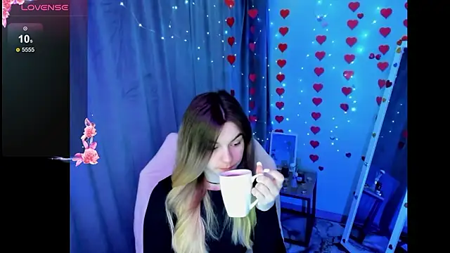 Sweet me  online show from March 2026 06:49:02 AM