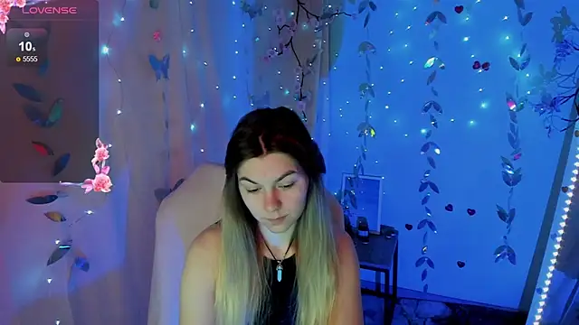 Snapshot of Sweet_me_ chatting on May 2026 05:42:01 AM Sweet me online show from May 2026 05:42:01 AM