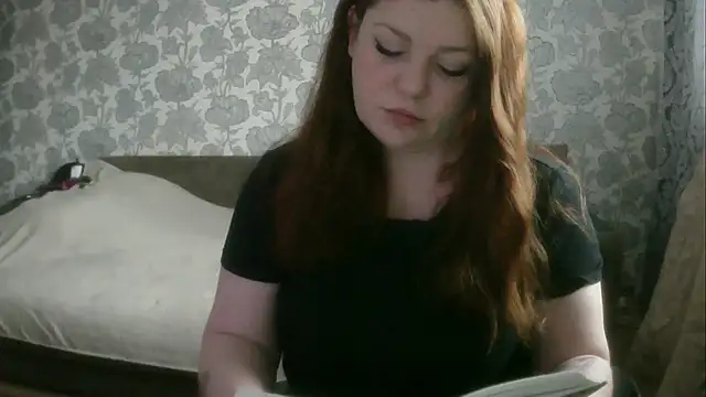 Snapshot of Sabrina_Poison chatting on May 2026 05:34:02 AM Sabrina Poison online show from May 2026 05:34:02 AM