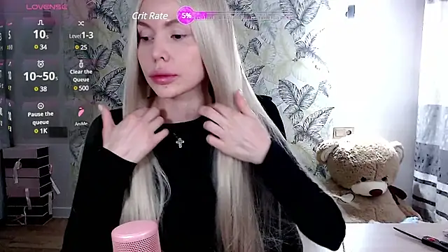 Snapshot of Marmalade_Fox chatting on February 2025 07:45:01 AM Marmalade Fox online show from February 2025 07:45:01 AM