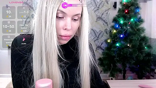 Snapshot of Marmalade_Fox chatting on January 2025 06:34:02 AM Marmalade Fox online show from January 2025 06:34:02 AM