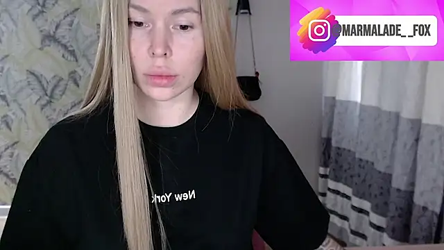 Snapshot of Marmalade_Fox chatting on May 2026 09:35:01 AM Marmalade Fox online show from May 2026 09:35:01 AM