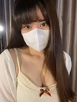 Snapshot of Kyomi-ibaby chatting on January 2025 04:14:02 AM Kyomi-ibaby online show from January 2025 04:14:02 AM