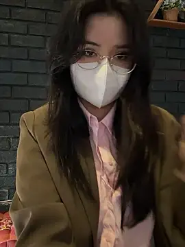 Snapshot of Kyomi-ibaby chatting on September 2025 09:05:01 AM Kyomi-ibaby online show from September 2025 09:05:01 AM