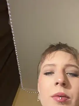 Snapshot of Crayzy_Luv chatting on March 2025 08:27:01 PM Crayzy Luv online show from March 2025 08:27:01 PM