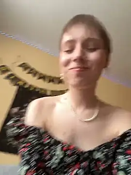 Snapshot of Crayzy_Luv chatting on March 2025 06:06:02 AM Crayzy Luv online show from March 2025 06:06:02 AM