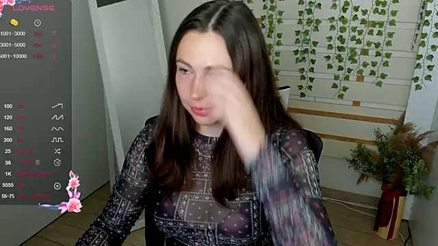 Snapshot of Lexy_flower chatting on September 2025 06:42:01 AM Lexy flower online show from September 2025 06:42:01 AM