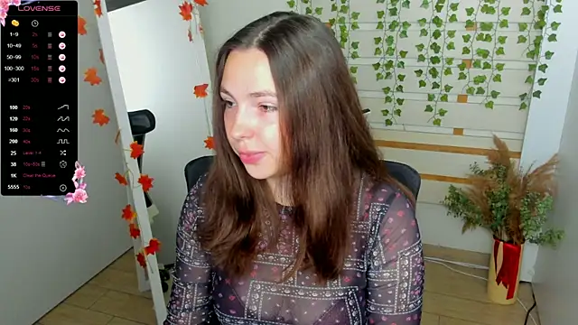 Snapshot of Lexy_flower chatting on October 2025 12:42:01 PM Lexy flower online show from October 2025 12:42:01 PM