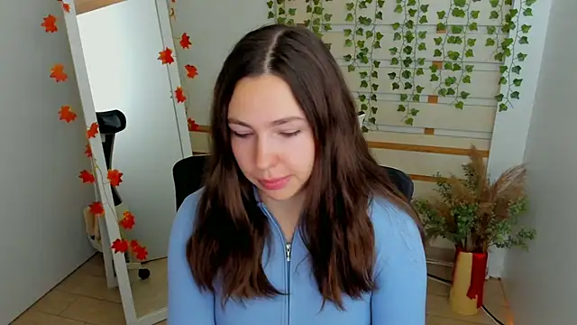 Snapshot of Lexy_flower chatting on October 2025 01:02:01 PM Lexy flower online show from October 2025 01:02:01 PM