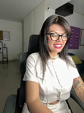 Snapshot of CarlaConnor80 chatting on March 2025 08:32:01 PM CarlaConnor80 online show from March 2025 08:32:01 PM