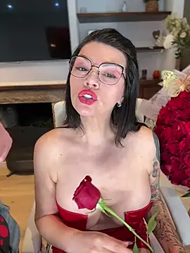 Snapshot of CarlaConnor80 chatting on February 2025 03:15:02 PM CarlaConnor80 online show from February 2025 03:15:02 PM