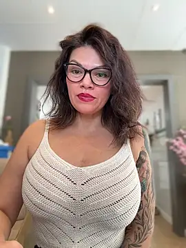 Snapshot of CarlaConnor80 chatting on November 2025 10:26:02 AM CarlaConnor80 online show from November 2025 10:26:02 AM