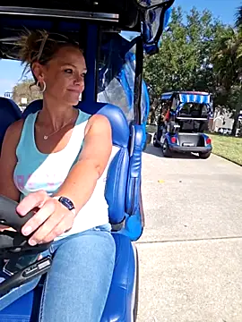 Snapshot of Dixiefaye_Pika chatting on November 2025 05:13:02 PM Dixiefaye Pika online show from November 2025 05:13:02 PM