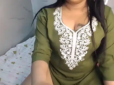 Trezza online show from March 2026 07:15:01 PM