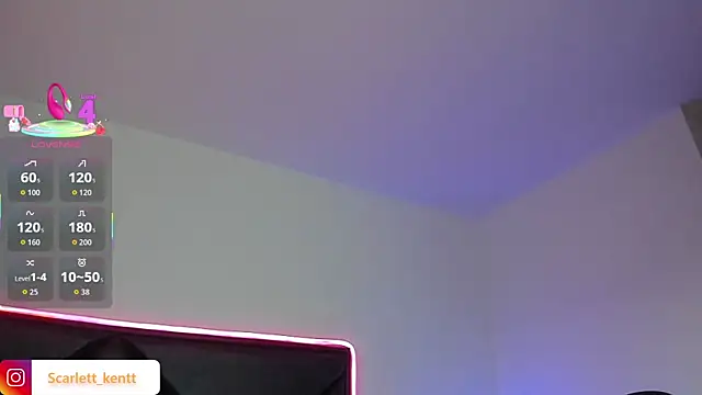 ScarlettAndClark online show from November 2025 12:05:02 PM