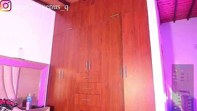 Snapshot of Venus_queenn chatting on October 2025 02:27:02 AM Venus queenn online show from October 2025 02:27:02 AM