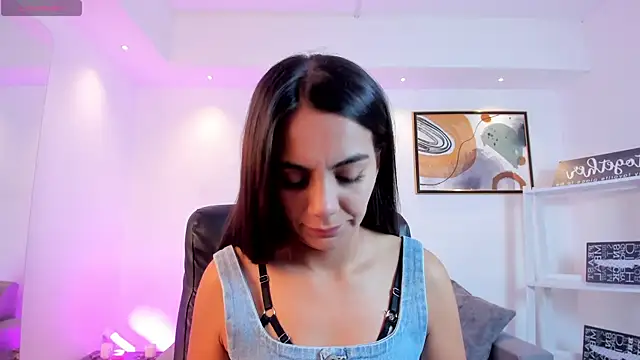 Snapshot of martina_mancini chatting on June 2026 12:47:01 PM martina mancini online show from June 2026 12:47:01 PM