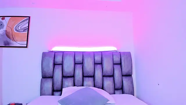 martina mancini online show from November 2025 12:38:02 PM