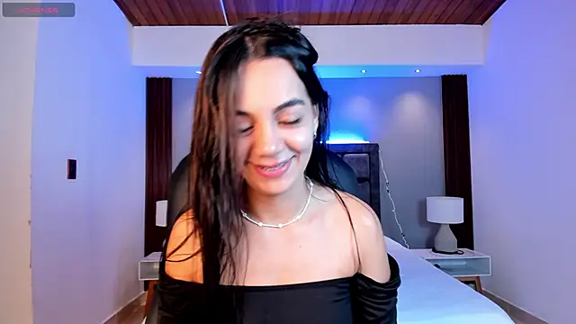 martina mancini online show from April 2026 11:16:02 AM