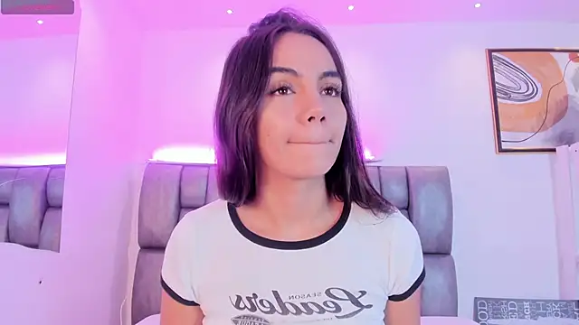 Snapshot of martina_mancini chatting on September 2025 12:52:01 PM martina mancini online show from September 2025 12:52:01 PM