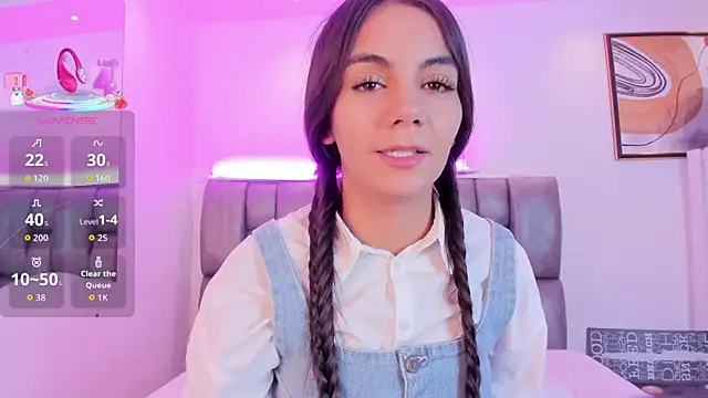 Snapshot of martina_mancini chatting on September 2025 01:04:01 PM martina mancini online show from September 2025 01:04:01 PM