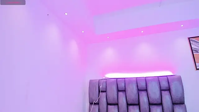 martina mancini online show from December 2025 12:08:01 PM