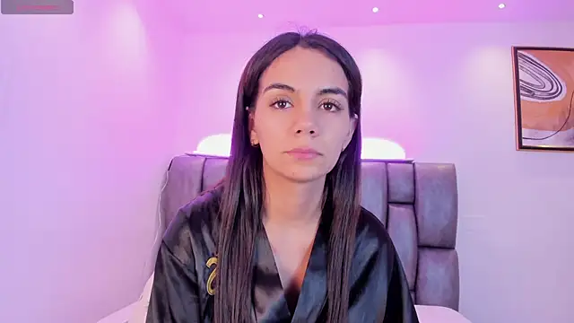 Snapshot of martina_mancini chatting on February 2025 05:16:01 PM martina mancini online show from February 2025 05:16:01 PM