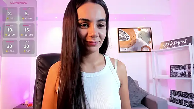 Snapshot of martina_mancini chatting on June 2026 12:06:02 PM martina mancini online show from June 2026 12:06:02 PM