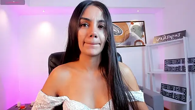 Snapshot of martina_mancini chatting on June 2026 11:37:02 AM martina mancini online show from June 2026 11:37:02 AM