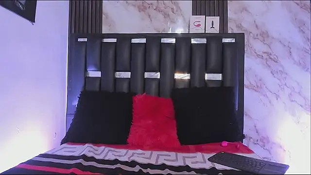 katherina diaz online show from January 2026 01:36:01 PM