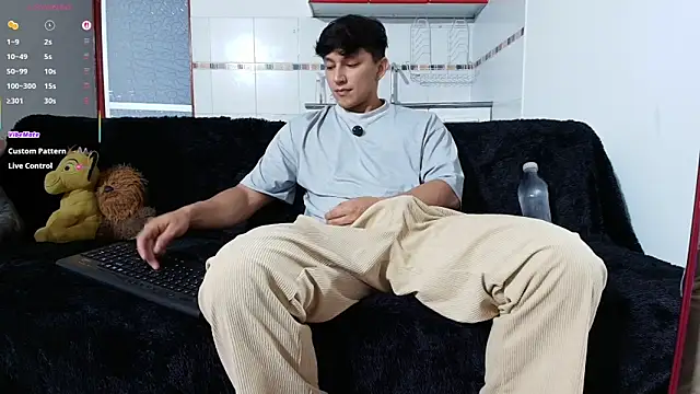 jacques cardiet online show from April 2026 02:29:02 PM