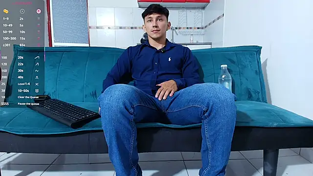 Snapshot of jacques_cardiet chatting on June 2026 04:34:02 PM jacques cardiet online show from June 2026 04:34:02 PM