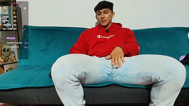 jacques cardiet online show from November 2025 09:59:02 PM