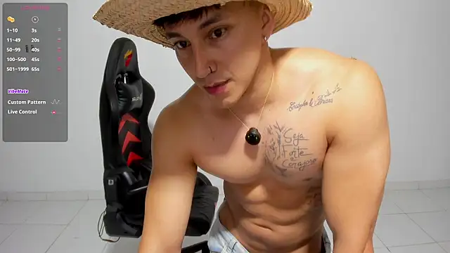 jacques cardiet online show from October 2025 02:43:01 AM