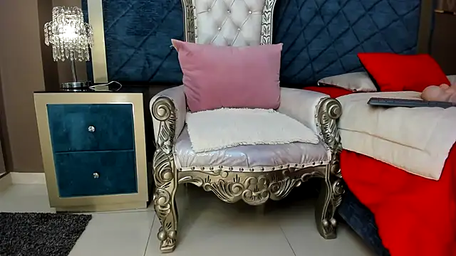 Snapshot of Janna_Rousse_ chatting on October 2025 12:04:02 PM Janna Rousse online show from October 2025 12:04:02 PM