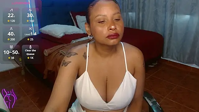 Snapshot of Dominik_girl chatting on October 2025 07:28:01 PM Dominik girl online show from October 2025 07:28:01 PM