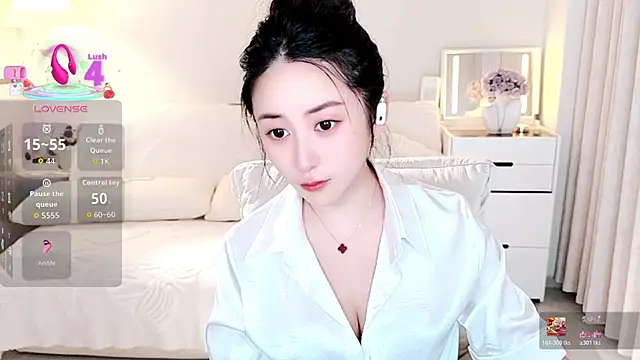 Snapshot of Eileen-886 chatting on June 2026 11:05:02 PM Eileen-886 online show from June 2026 11:05:02 PM