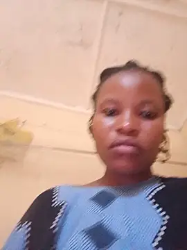 Snapshot of petite_babe chatting on June 2026 09:14:02 AM petite babe online show from June 2026 09:14:02 AM