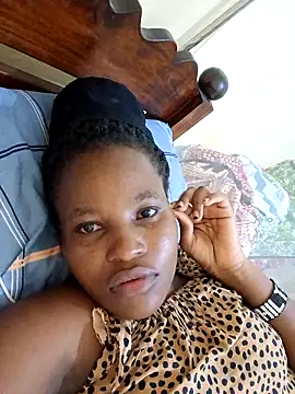 petite babe online show from March 2026 07:32:01 PM