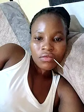 petite babe online show from March 2026 07:04:02 PM