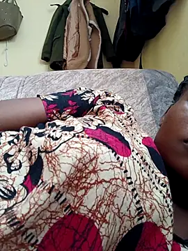 petite babe online show from March 2026 12:16:02 PM