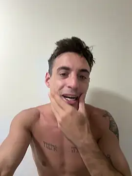 Facuurrus online show from December 2025 05:32:01 AM