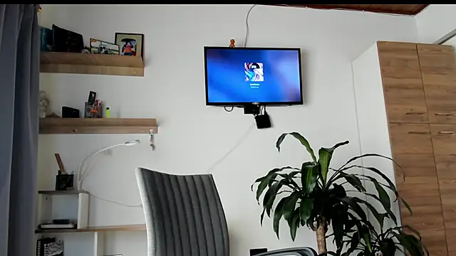 manucute 23  online show from April 2026 04:46:01 PM